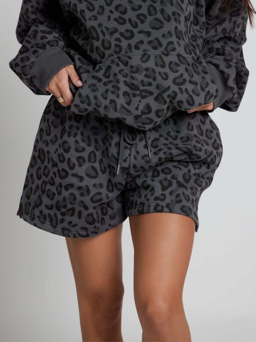 Minimalist Shorts - SANVELIER SHOP